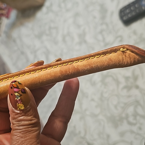 LOUIS VUITTON Monogram Canvas Looping GM - Picture 11 of 13